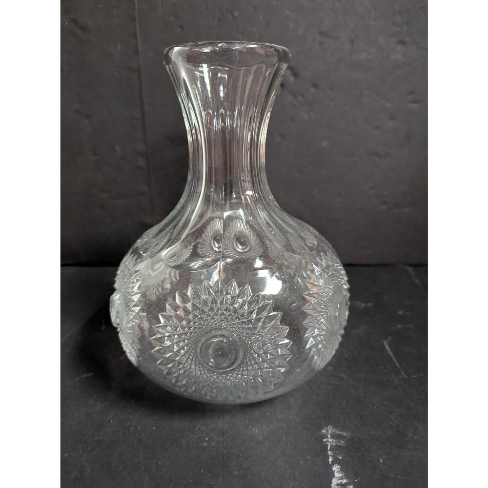 Vintage Mid-Century Pressed Glass Starburst Bud Vase Floral Decor Barware - Picture 2 of 13